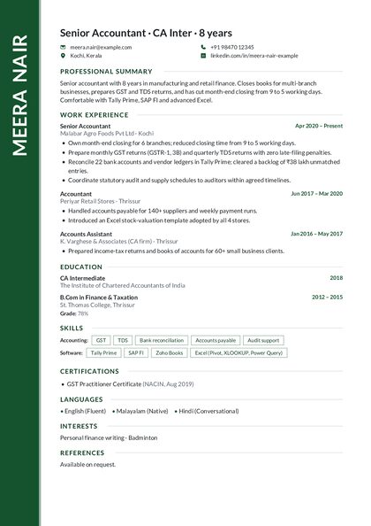 Vertical Pine CV template preview